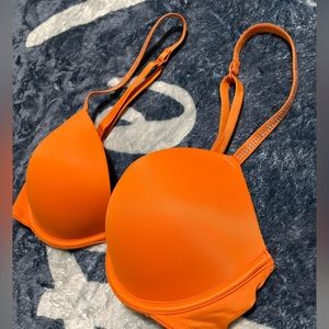 Victoria’s Secret PINK Wear Everywhere Super Push-up Bra